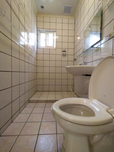 Others 2, Le You You Homestay, Penghu