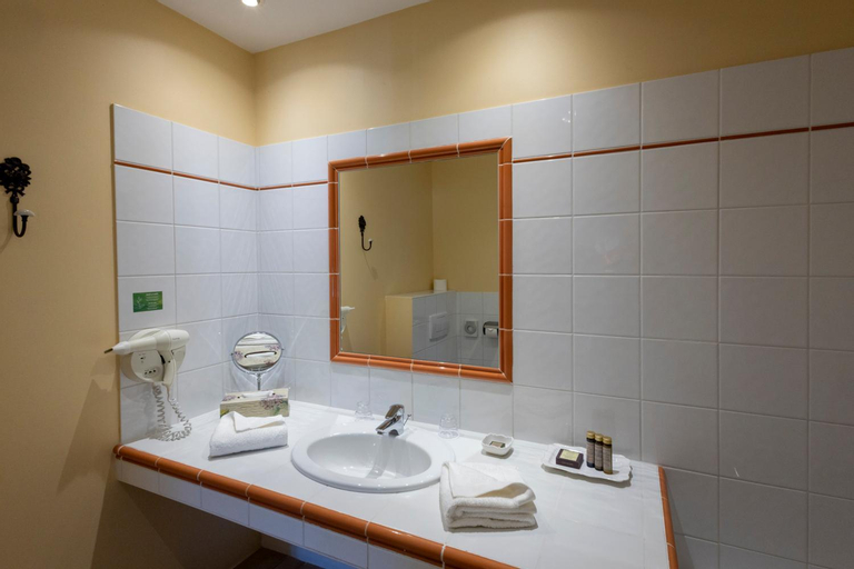 Bathroom 5