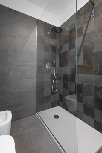 Bathroom 3, WePuglia - LOI20, Bari