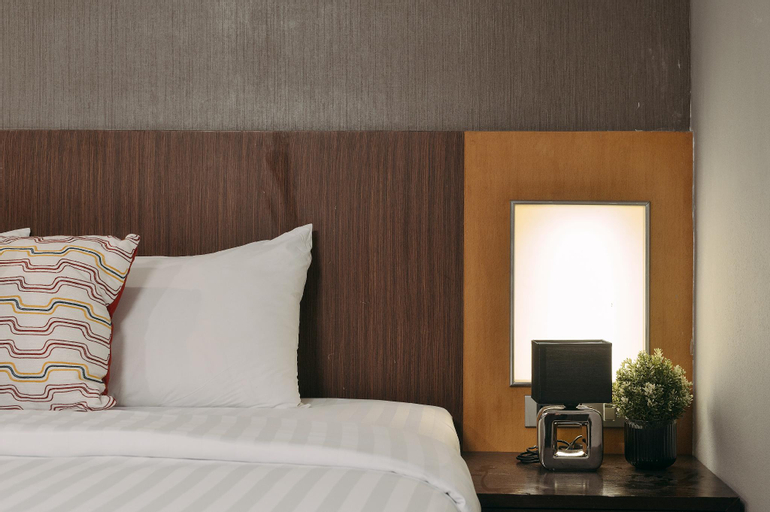 Bedroom 12