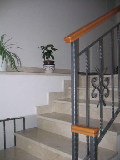 Others 3, Room Eta, Cres
