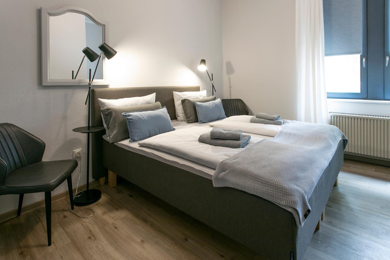 Bedroom 2, Schlosshotel Braunfels & Himmelreich, Lahn-Dill-Kreis