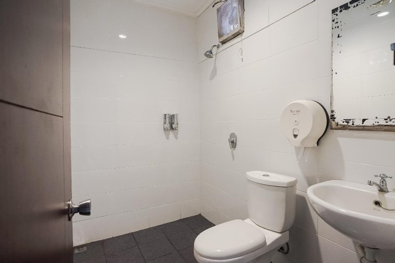 Bathroom 4