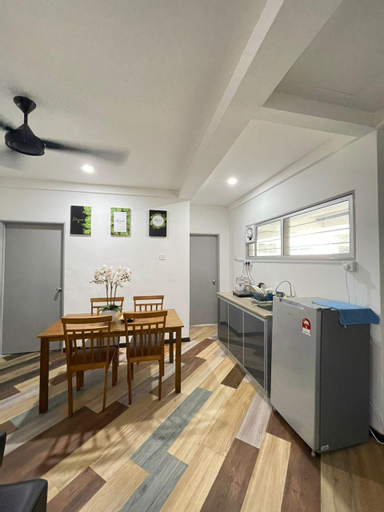 Dining Room 1