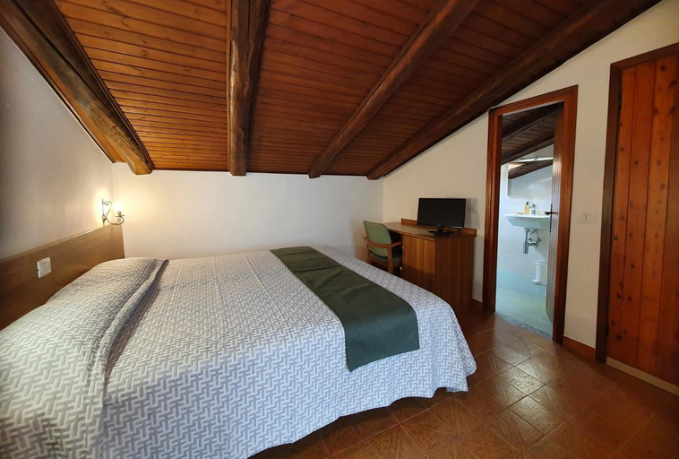 Bedroom, Altavilla Albergo meuble, Sondrio