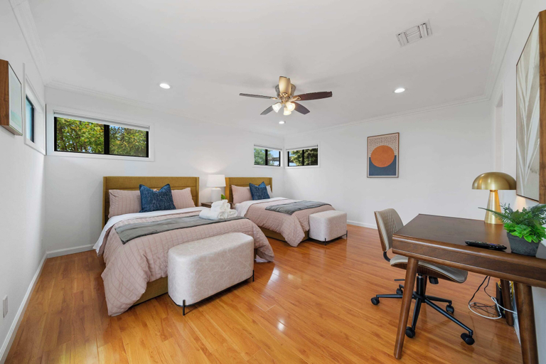 Bedroom 3, @ Marbella Lane - Serene and Pristine Home, Los Angeles