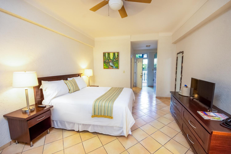 Bedroom 2, Hotel Villa Therese, Port-au-Prince