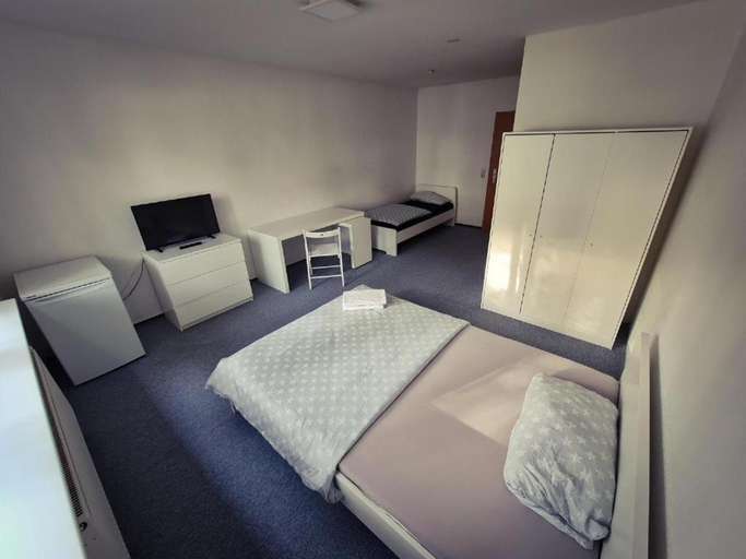 Others 2, Privat zimmer, Rostock