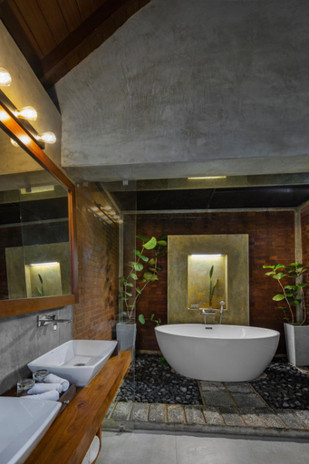 Bathroom 5, Ayana Sea, Panadura