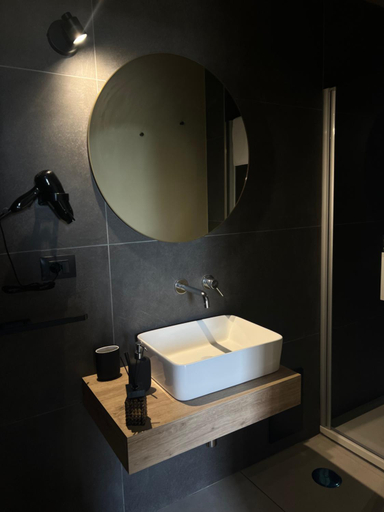 Bathroom 2, Casa Corallium, Napoli