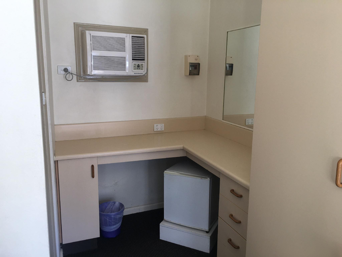 Bathroom 7