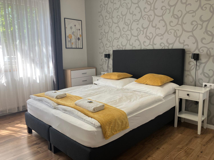 Others 3, ILLA Apartments, Eger