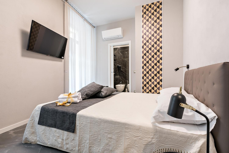 Others 5, Benso Rooms, La Spezia