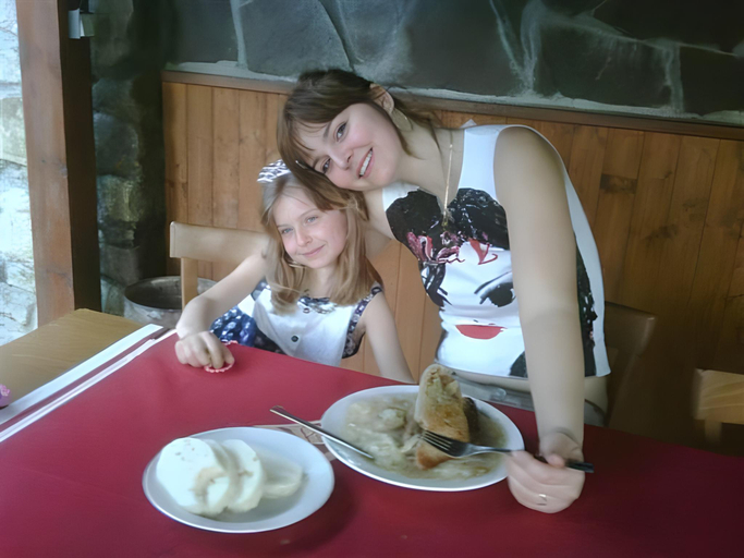 Food & Drinks, Penzion u Holuba, Uherské Hradiště