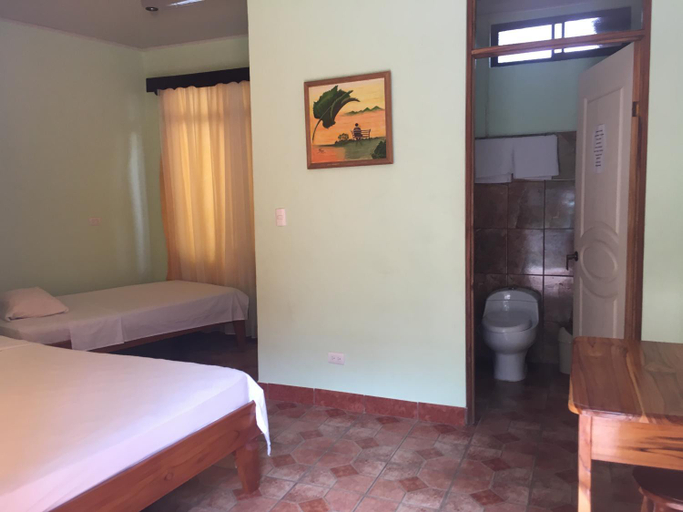 Others 3, Cabinas Brisas del Golfo, Abangares