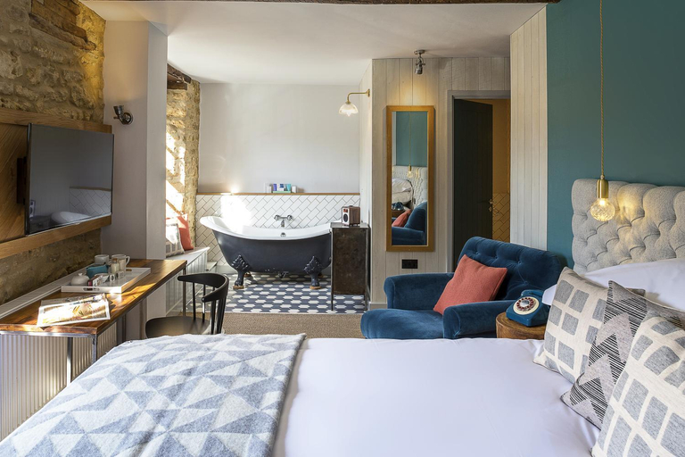 Bedroom, The Old Stocks Inn, Gloucestershire