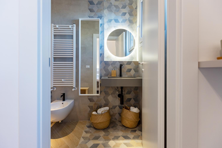 Bathroom 4, Porta del Salento APARTMENT, Brindisi