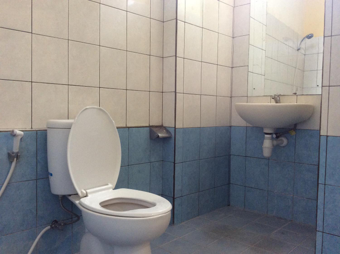 Bathroom 5