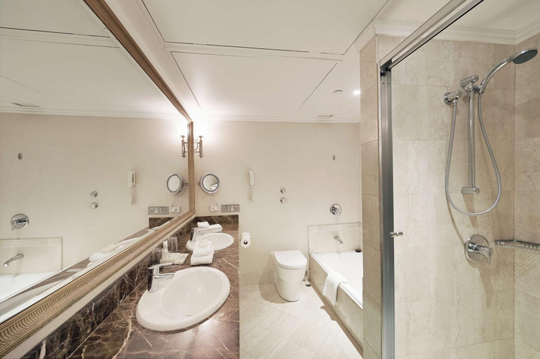 Bathroom 11