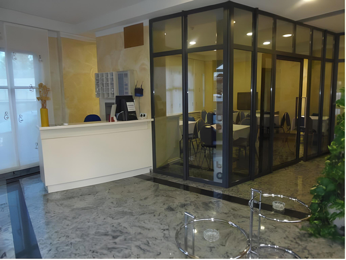 Others 4, Hostal Stop, Segovia