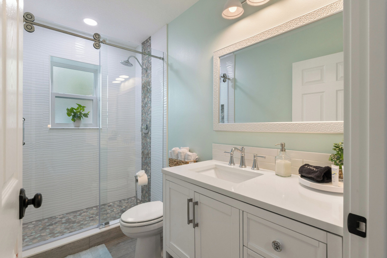 Bathroom 4, River Rentals Sebastian, Indian River