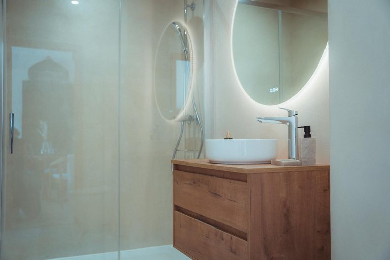 Bathroom 4, Maison Balas, Pyrénées-Orientales