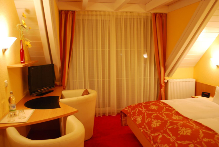Bedroom, Hotel Im Winkel Appartements und Zimmer, Bodenseekreis