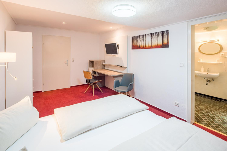 Bedroom 3, Hotel Hopener Wald ,Self Check In, Vechta