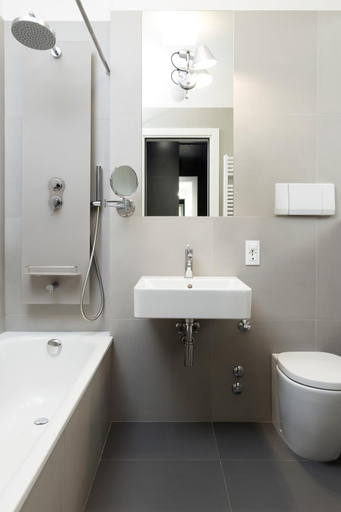 Bathroom 11