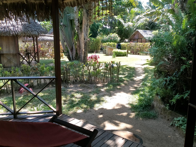 Others 5, Chez Nath, Analanjirofo