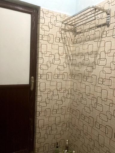 Bathroom 3, Homestay Dahlia, Magelang