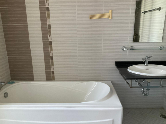 Bathroom, Westlake Tay Ho Hotel, Tây Hồ