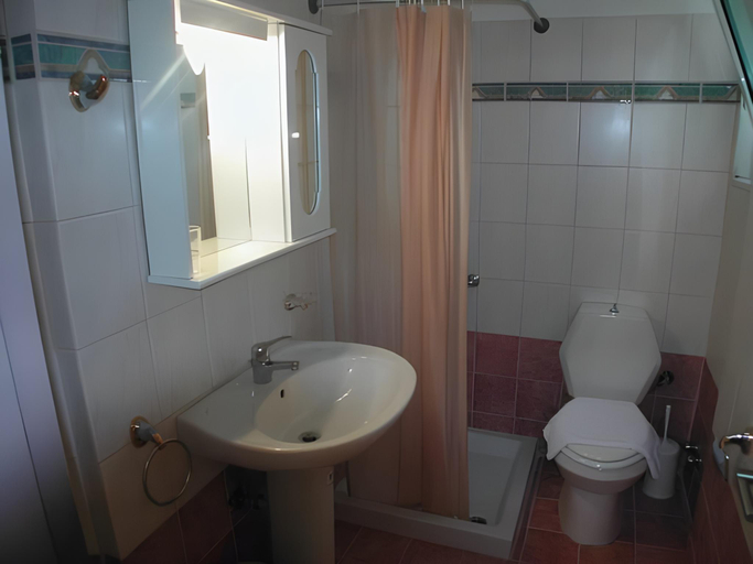 Bathroom 3, Residence La Scala, Epirus