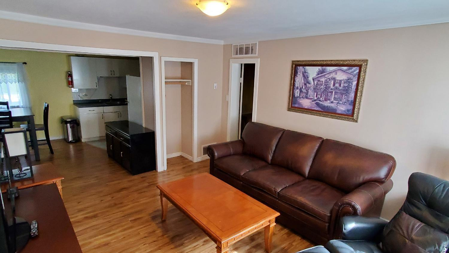 Others 5, Comox Valley Inn & Suites, Comox-Strathcona