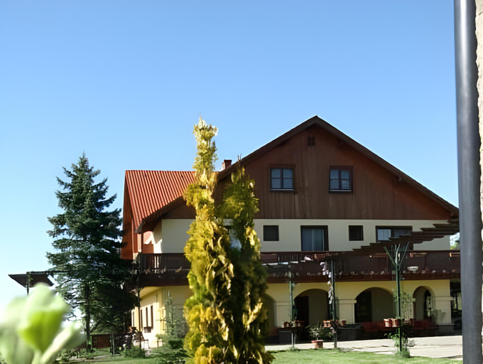 Others 3, Dedesi Vendeghaz Zalalovo, Pacsa/Zalaegerszeg