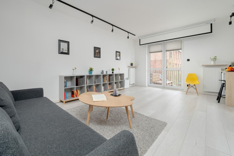 Others 5, Bright Apartment with Balcony Close to the Poniatowski Park Lodz by Noclegi Renters, Łódź