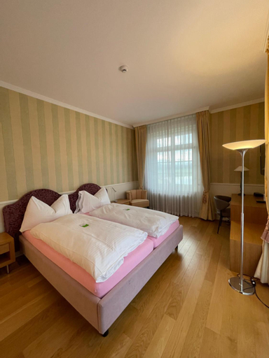 Bedroom 9