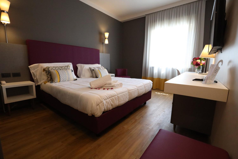 Bedroom 12