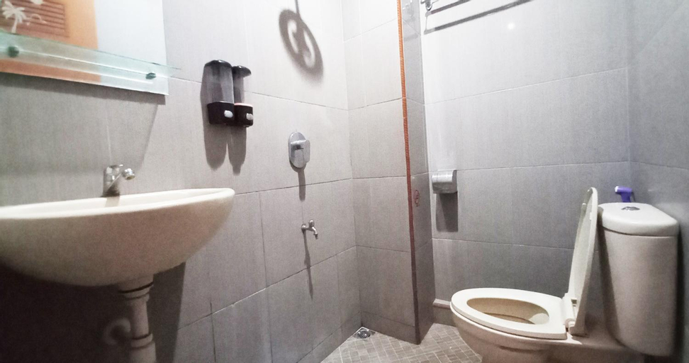 Bathroom 3