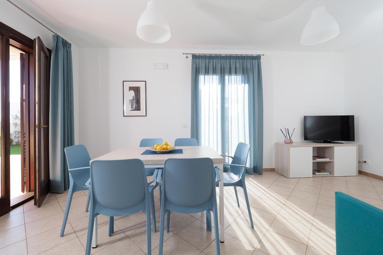 Facilities, Cala Sol, Ragusa