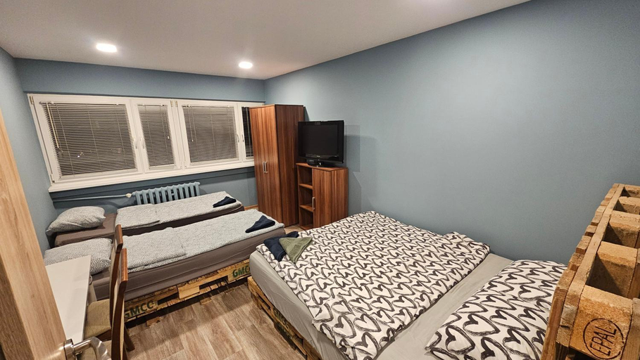 Bedroom 5