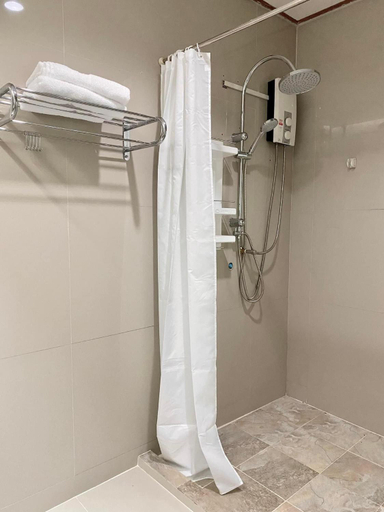 Bathroom 3, Staytoon สเตย์ทูนรีสอร์ท, Kabin Buri
