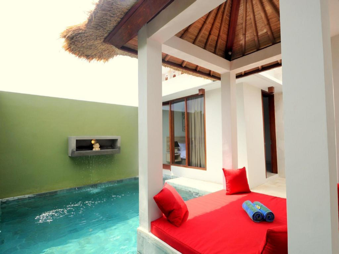 Swimming Pool 2