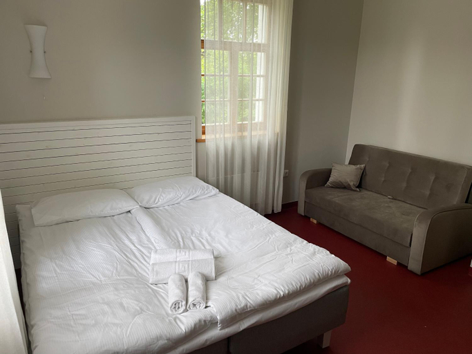 Others 3, A. Smetonos Dvaro Smetonienes svetaine, Ukmergės