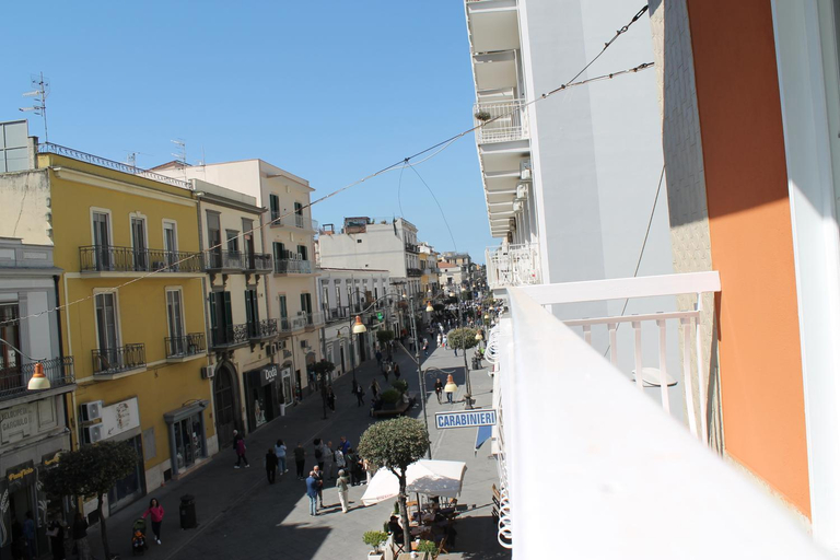 Others 5, Ilary Rooms 2.0, Napoli
