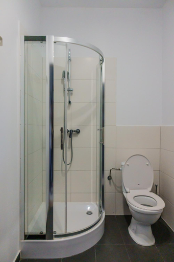 Bathroom 2, Trip & Hostel, Gdańsk City