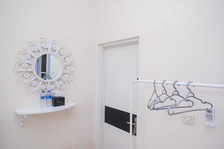 Bathroom 14