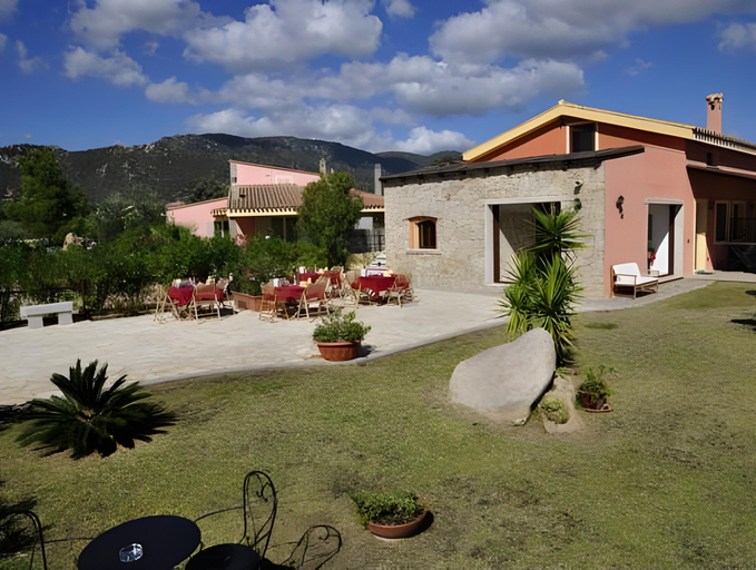 Others 4, B&B I Graniti Sardi, Cagliari