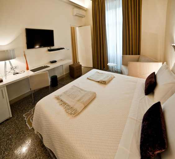 Bedroom 12