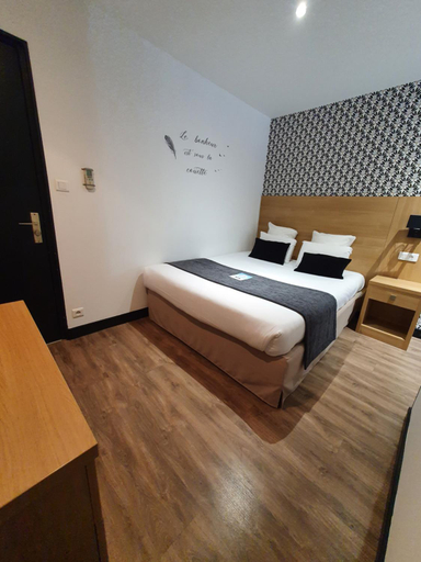 Bedroom 10